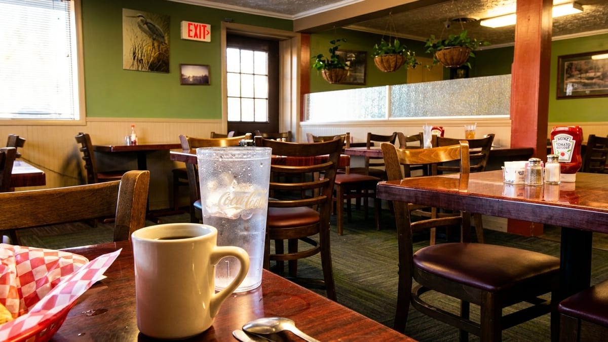 A real ma and pa diner